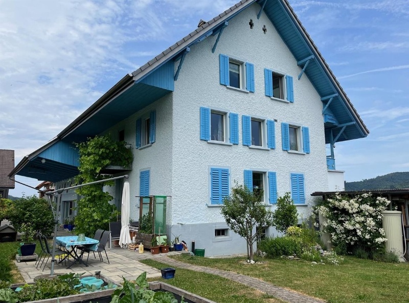 3 Zimmer Wohnung und Offenstallplatz für ein Pferd