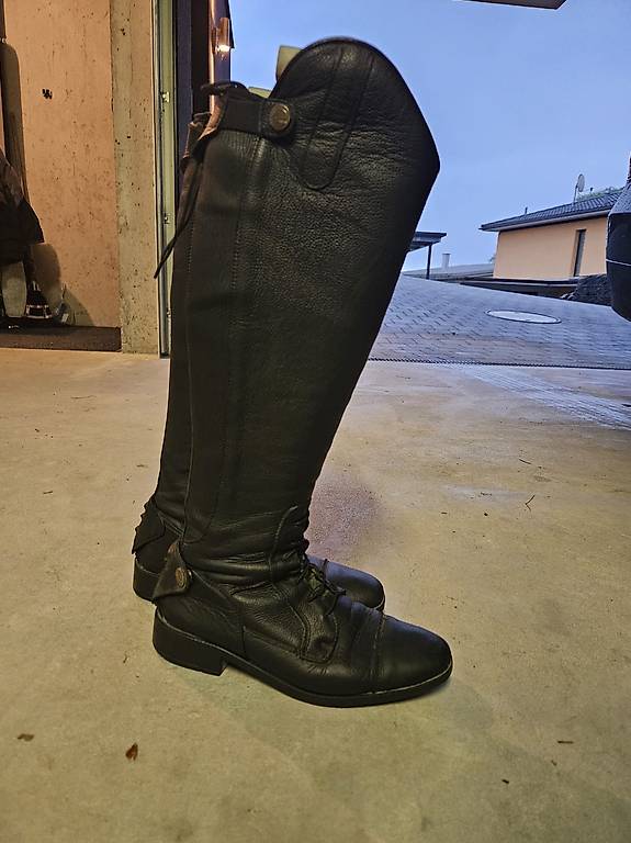 Verkaufe meine HKM Reitstiefel